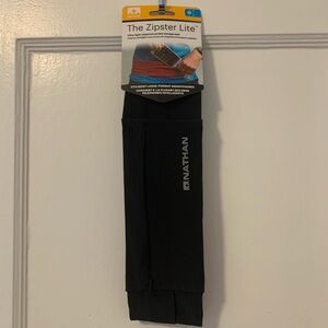 NWT Nathan Running Belt